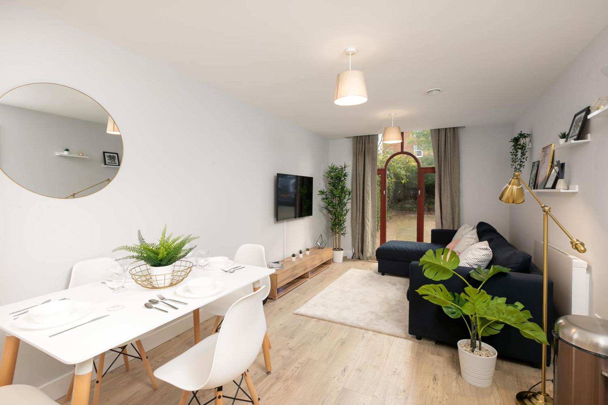 Wesley Gate Apartments - By Hostly Reading Ngoại thất bức ảnh